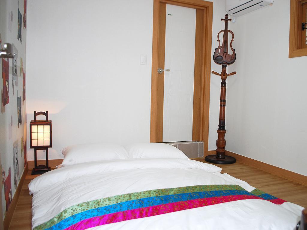 Mago Guesthouse Сеул Номер фото